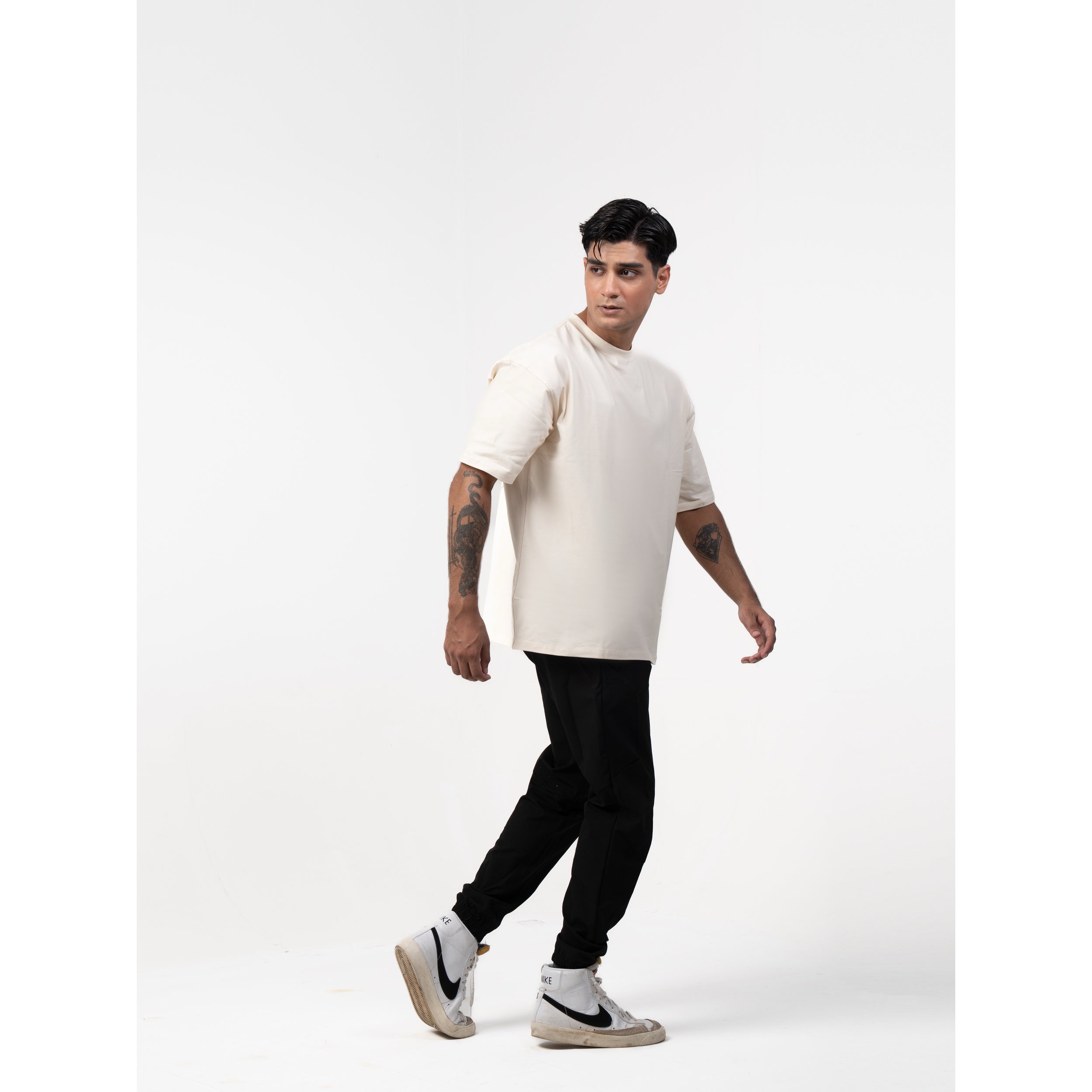 WOLFMODE_77 OVERSIZED TEE — BONE DUST