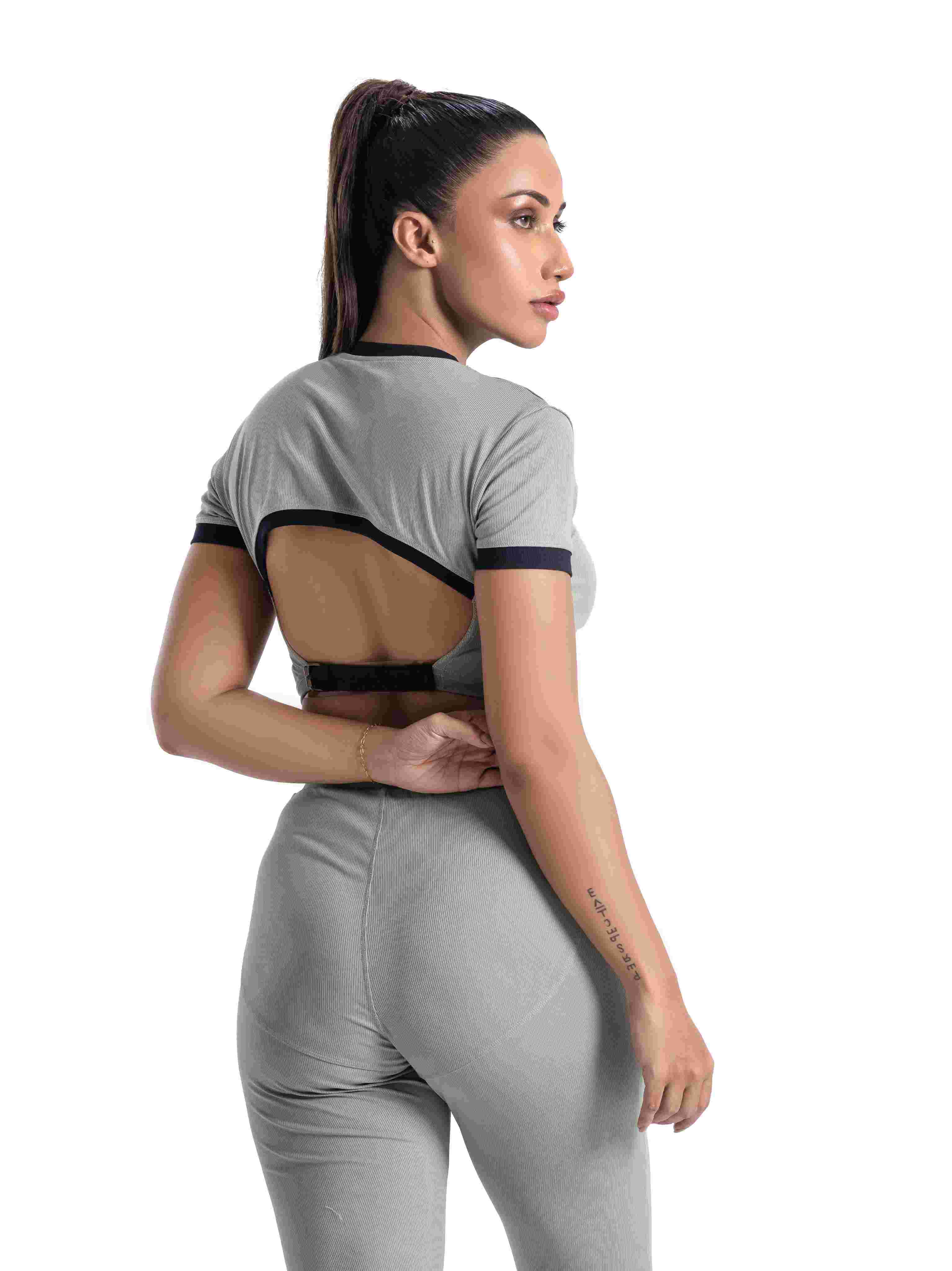 Cropped Tee