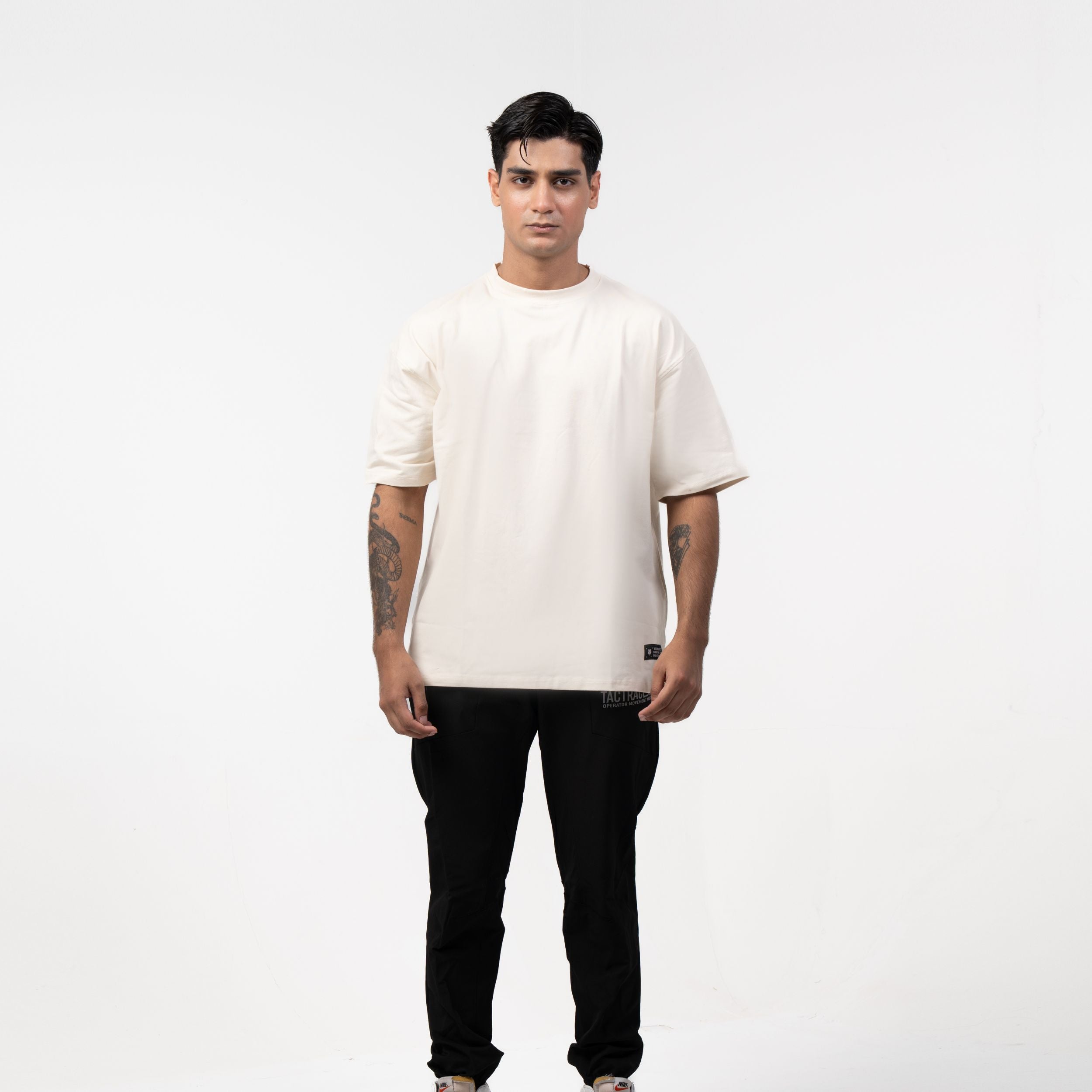 WOLFMODE_77 OVERSIZED TEE — BONE DUST — Additional angle (5)