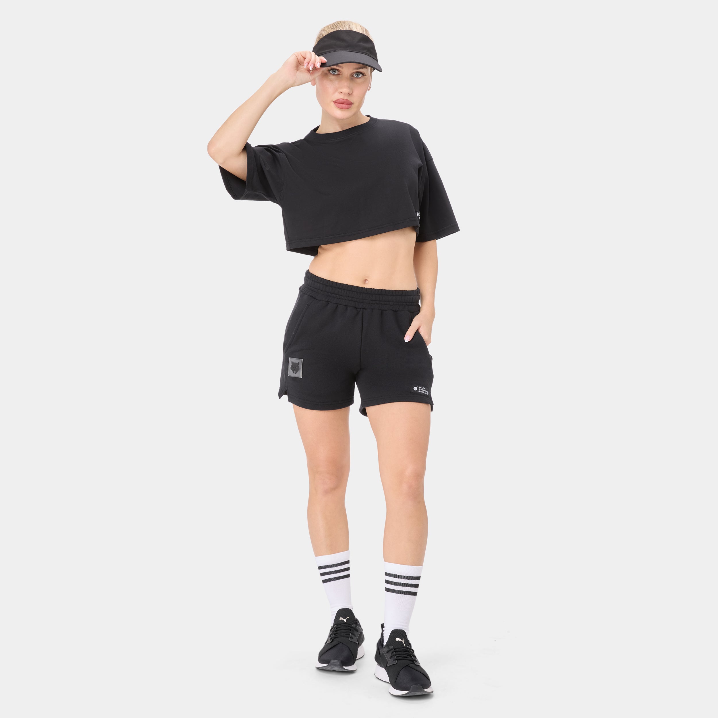 ALPHAFEM.08 CROP TOP — WAR BLACK
